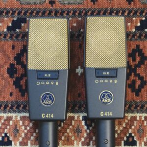 AKG-C414